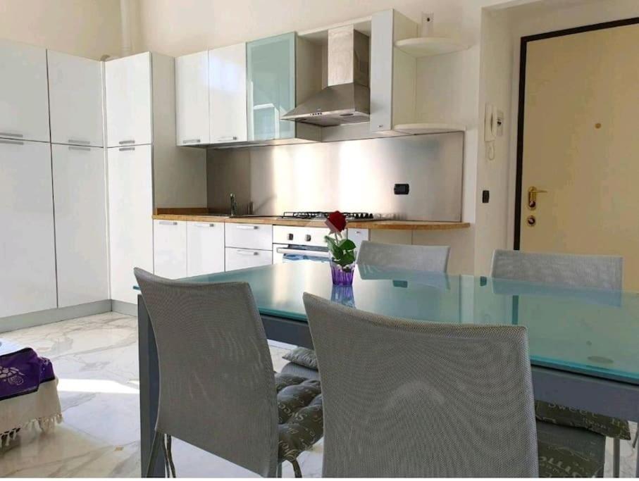 Appartamento 50 Mt Mare Con Parcheggio Riservato Riva Ligure Exterior photo